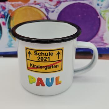 Tasse Schulanfang Schild + Wunschname - Emaillebecher weiß - 2 Größen