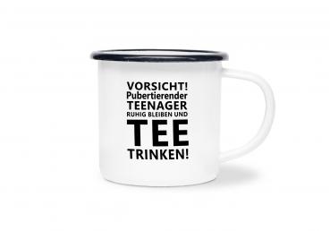 Tasse Tee - Vorsicht! Pubertierender Teenager - Emaillebecher weiß - 2 Größen