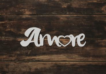 Schriftzug Amore mit Herz aus Holz in weiß
