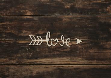 Pfeil mit Schriftzug Love aus Holz